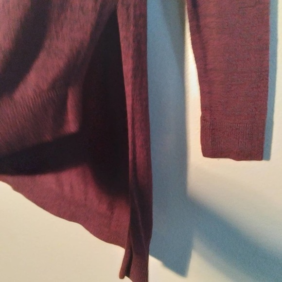 Express Asymmetrical Hem Knit Pullover Sweater - Picture 4 of 5